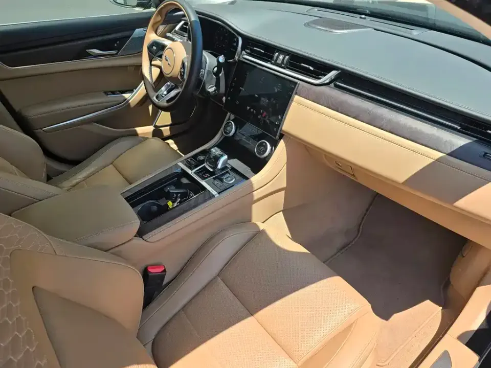 Jaguar XFL