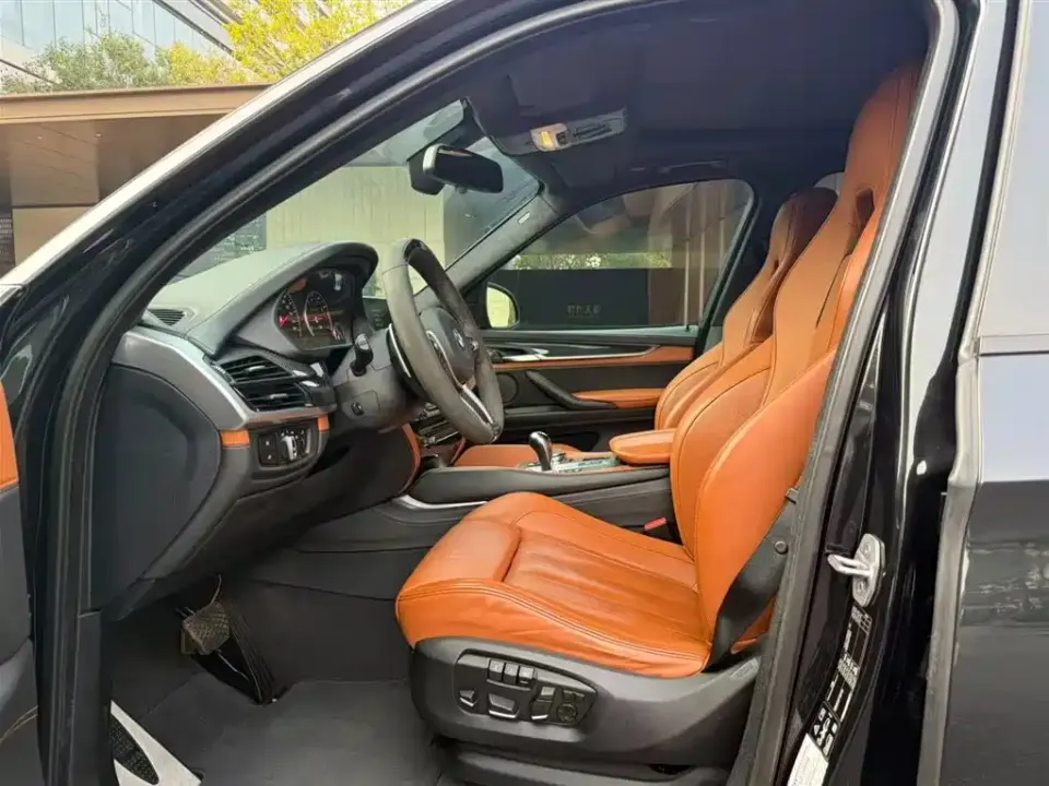 BMW X5 M