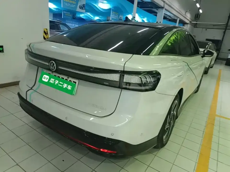 Volkswagen ID.7 VIZZION