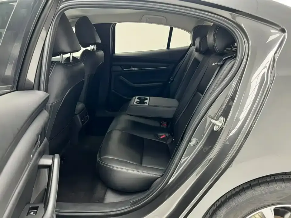 Mazda 3 Axela