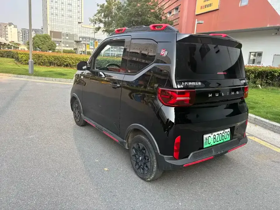 Wuling MINIEV
