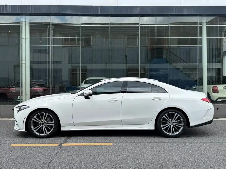 Mercedes-Benz CLS