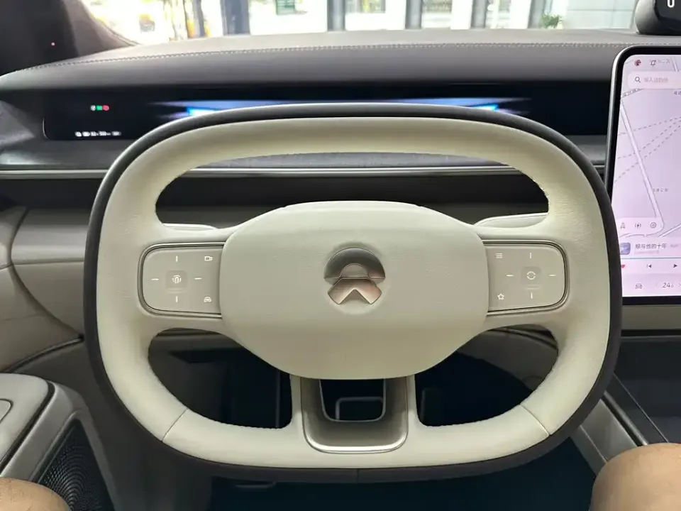 Nio ES9