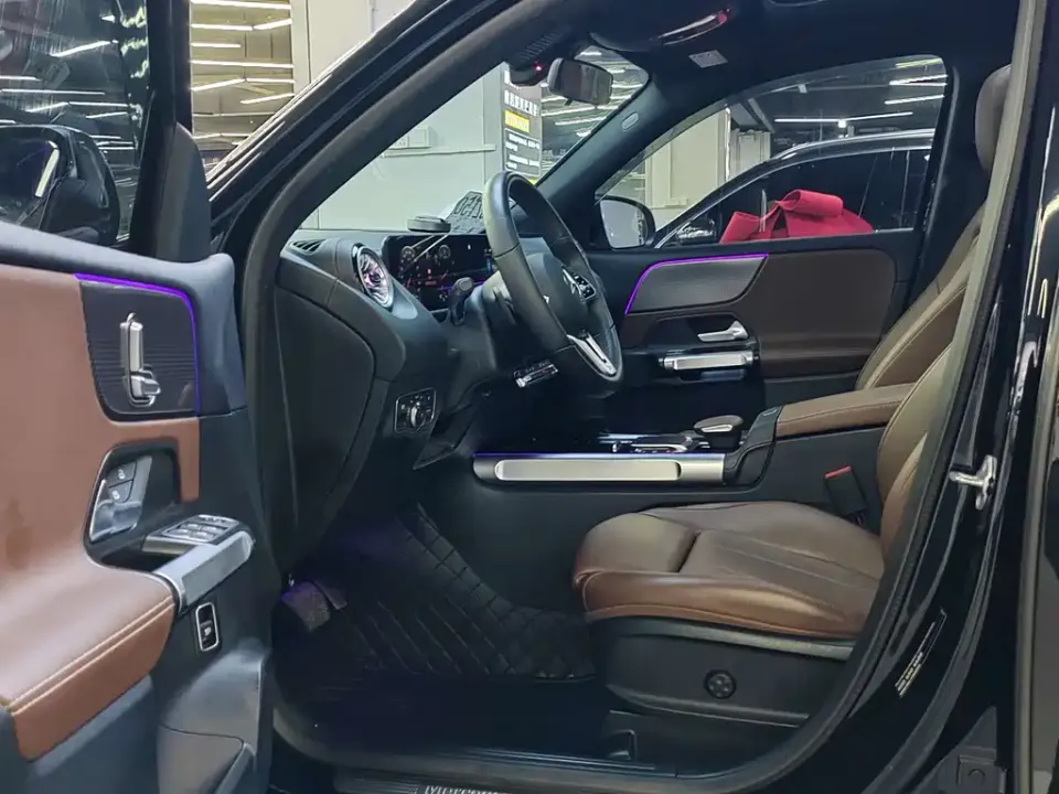 Mercedes-Benz GLB