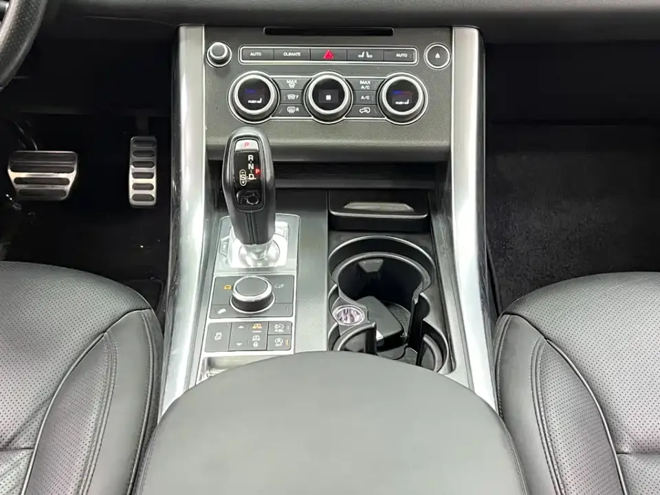 Land Rover Sport