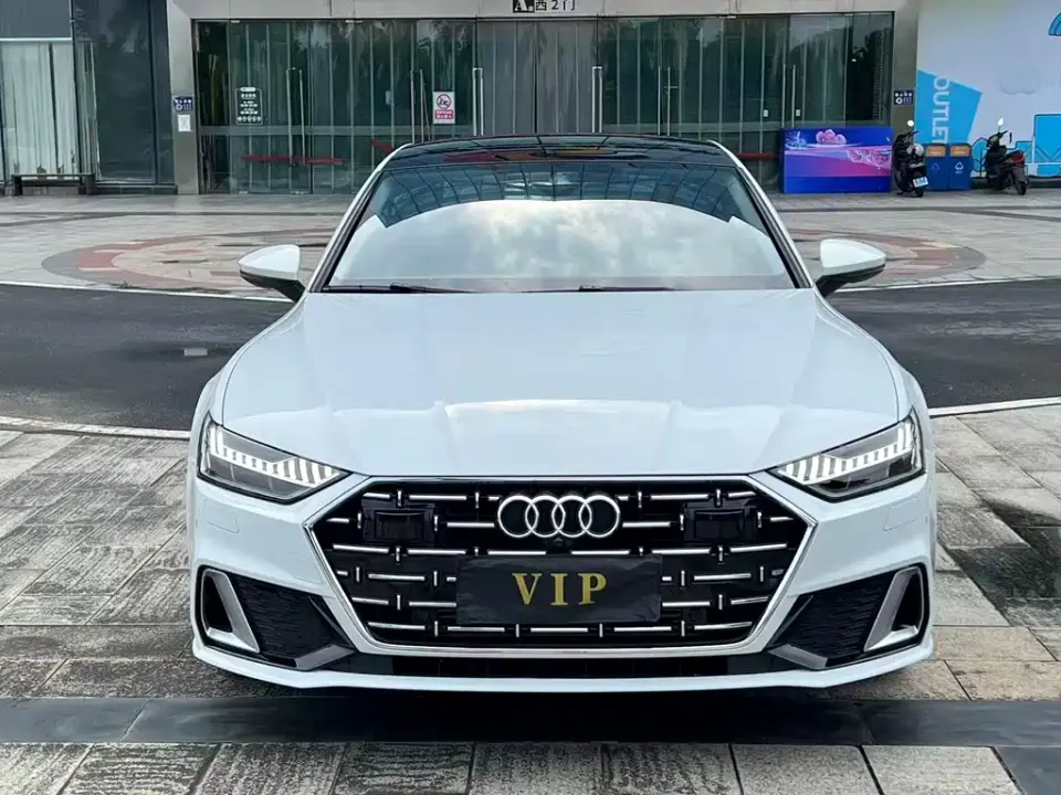 Audi A7L