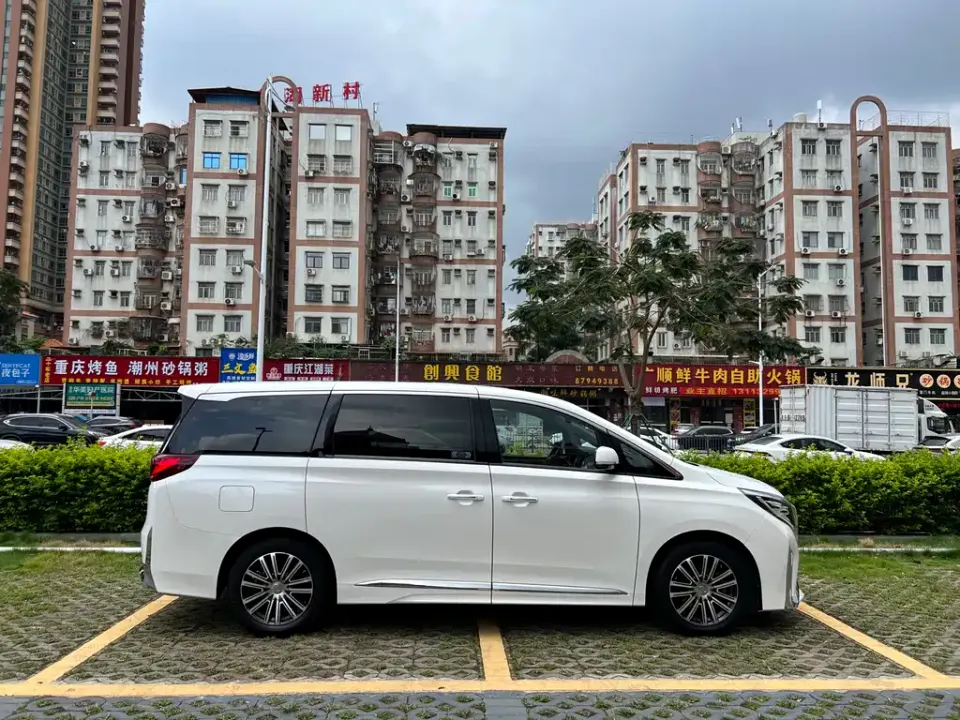 GAC Trumpchi M8