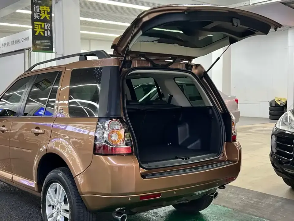 Land Rover Freelander 2