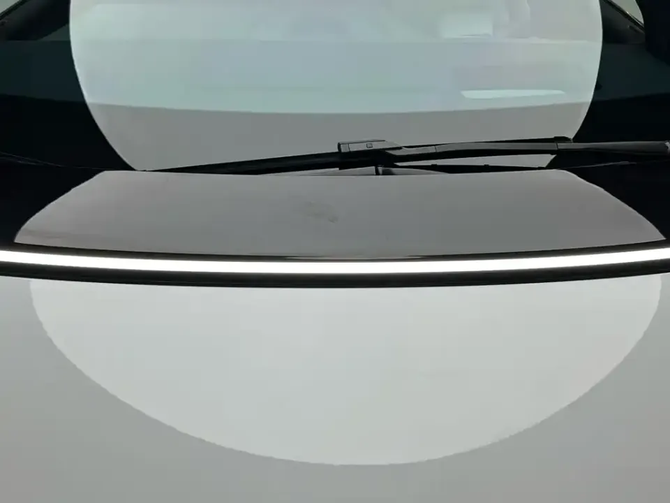 Li Li i6