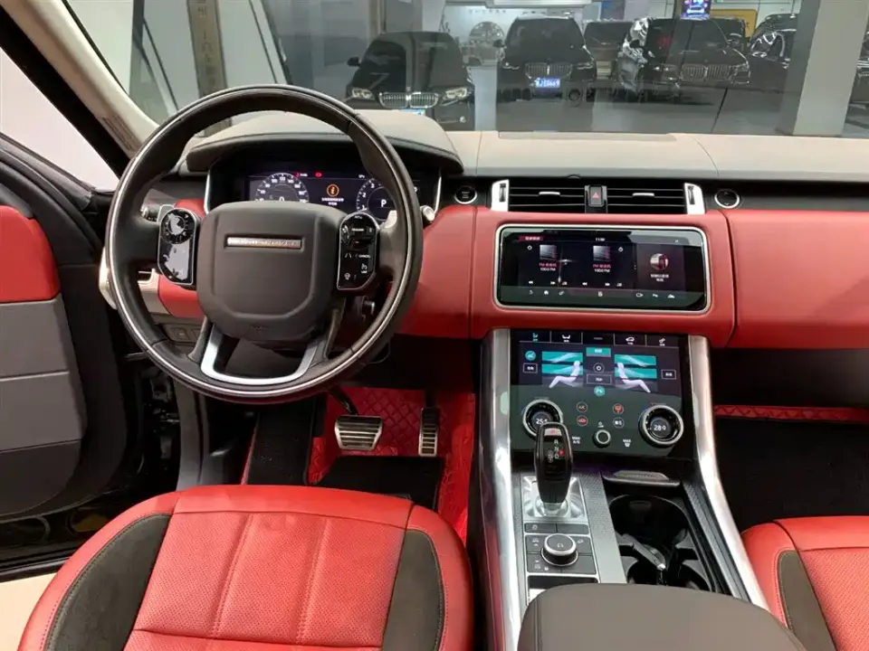 Land Rover Sport
