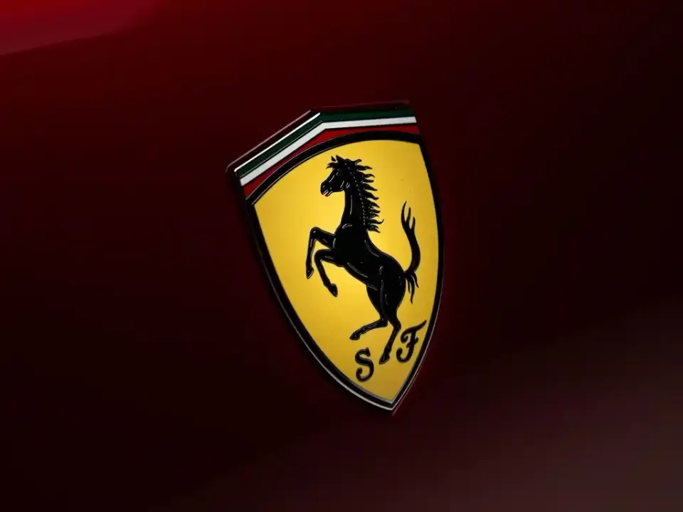 Ferrari 812