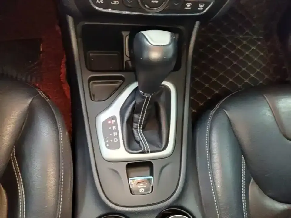 Jeep Cherokee