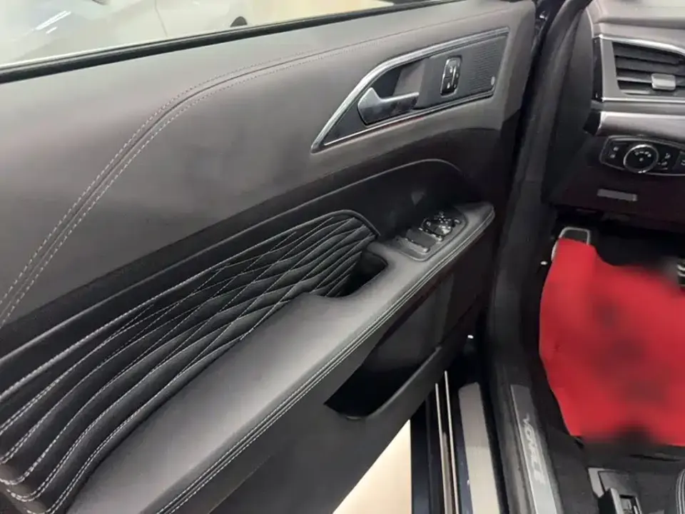 Ford Taurus