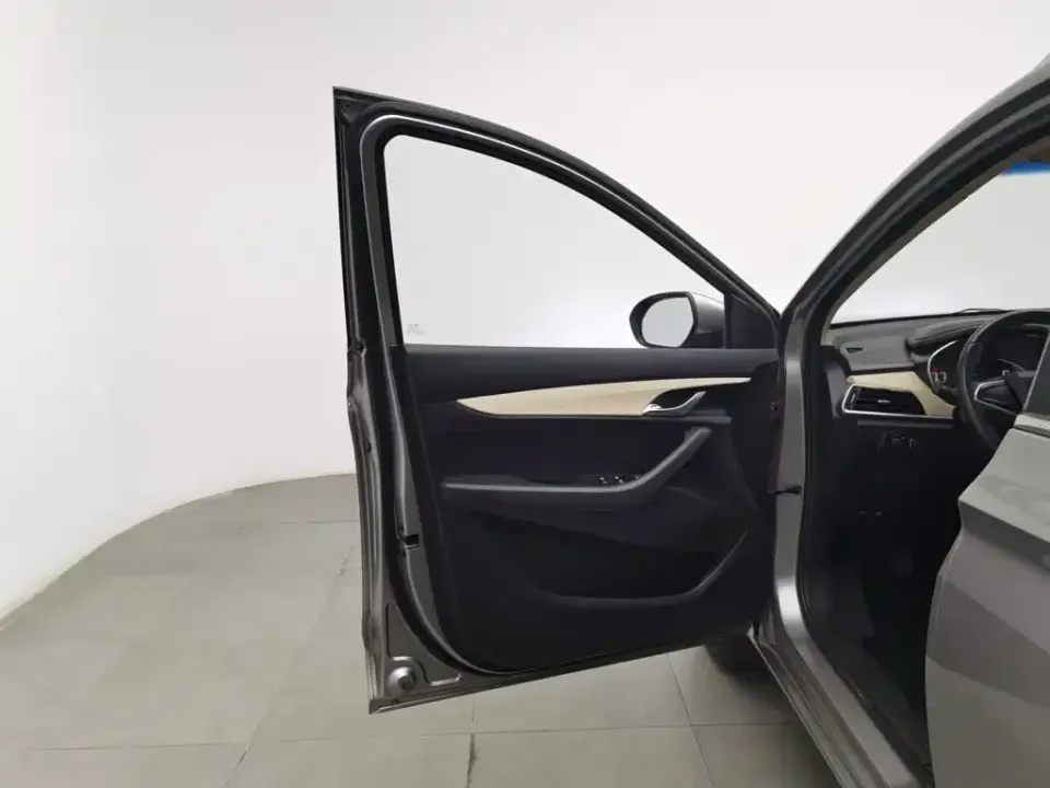 Baojun 360