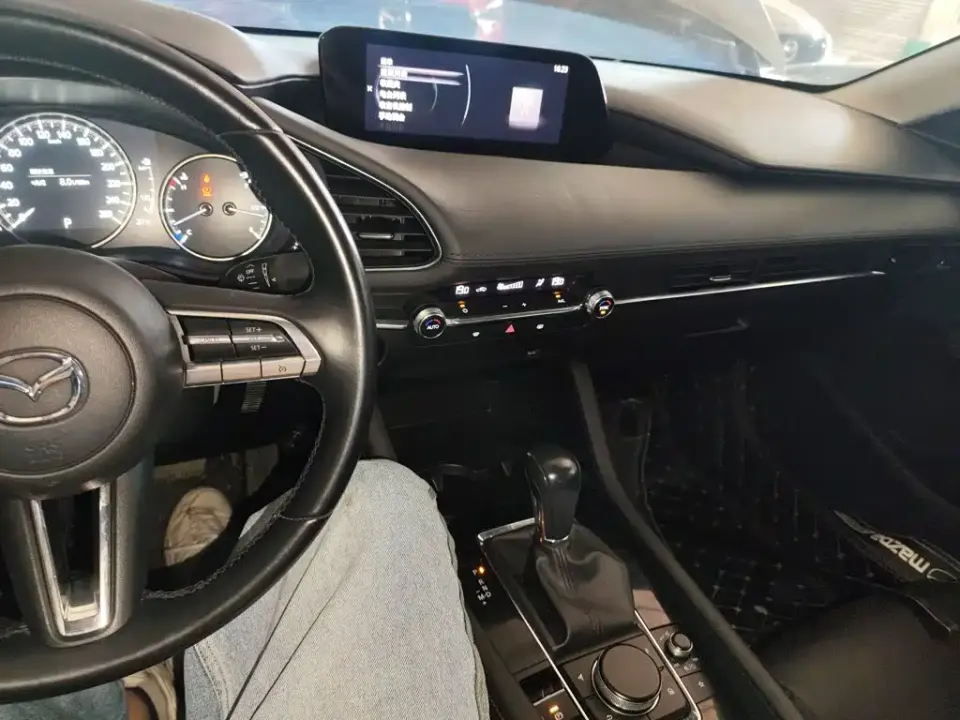 Mazda 3 Axela