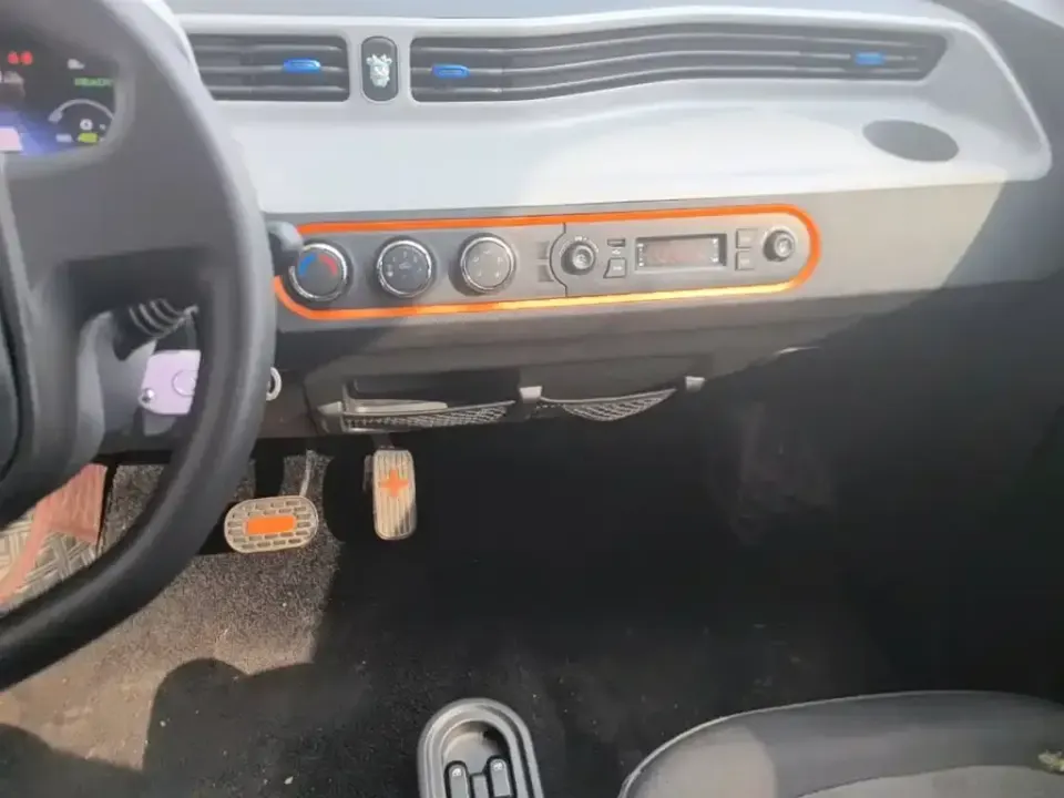 Wuling MINIEV