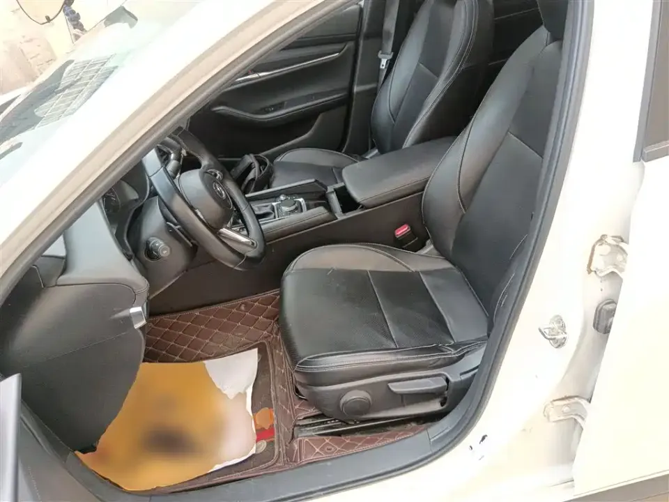 Mazda 3 Axela