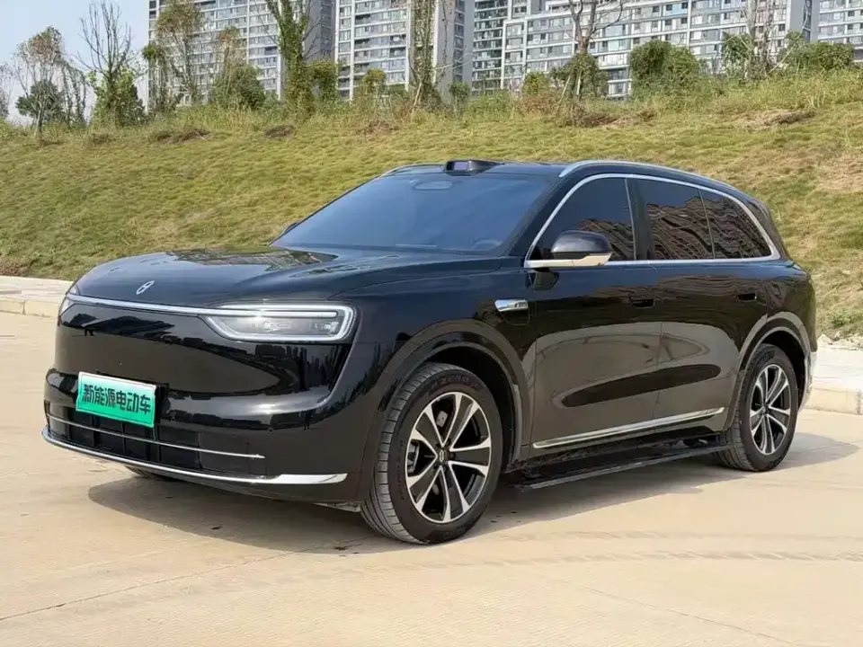 AITO M7