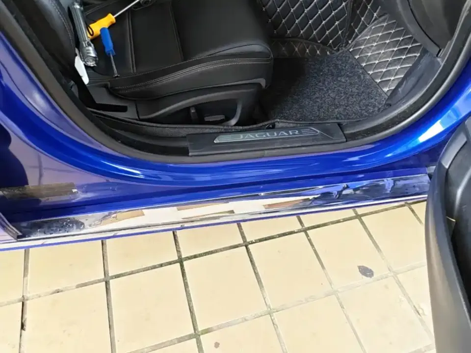 Jaguar XEL