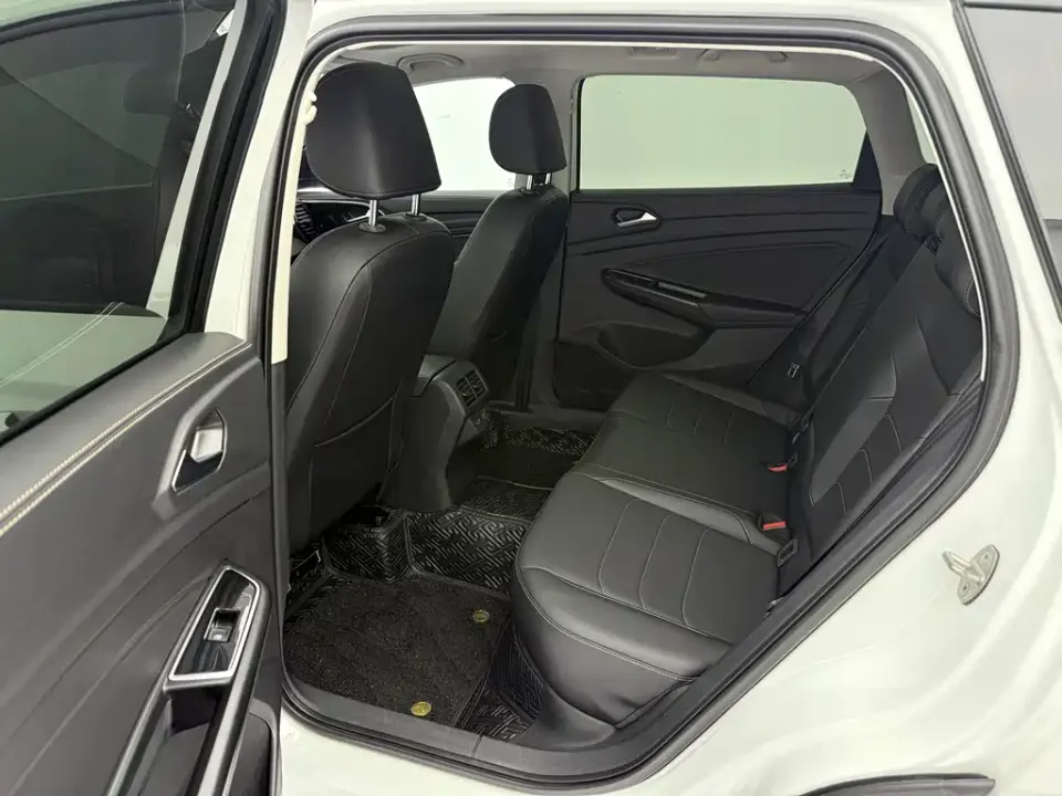 Jetta VS7