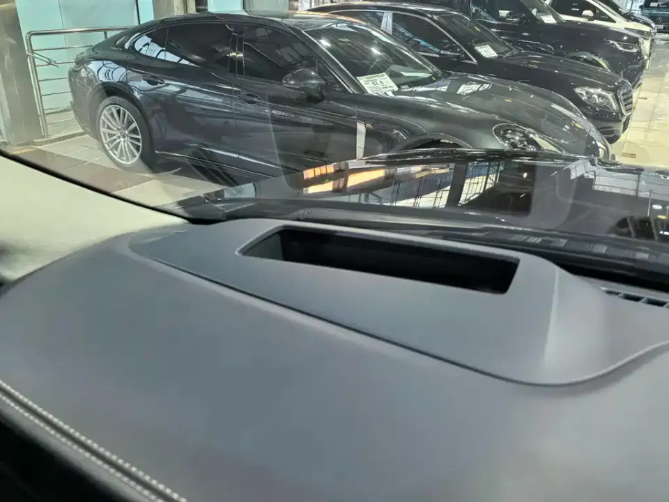 Lincoln Navigator One