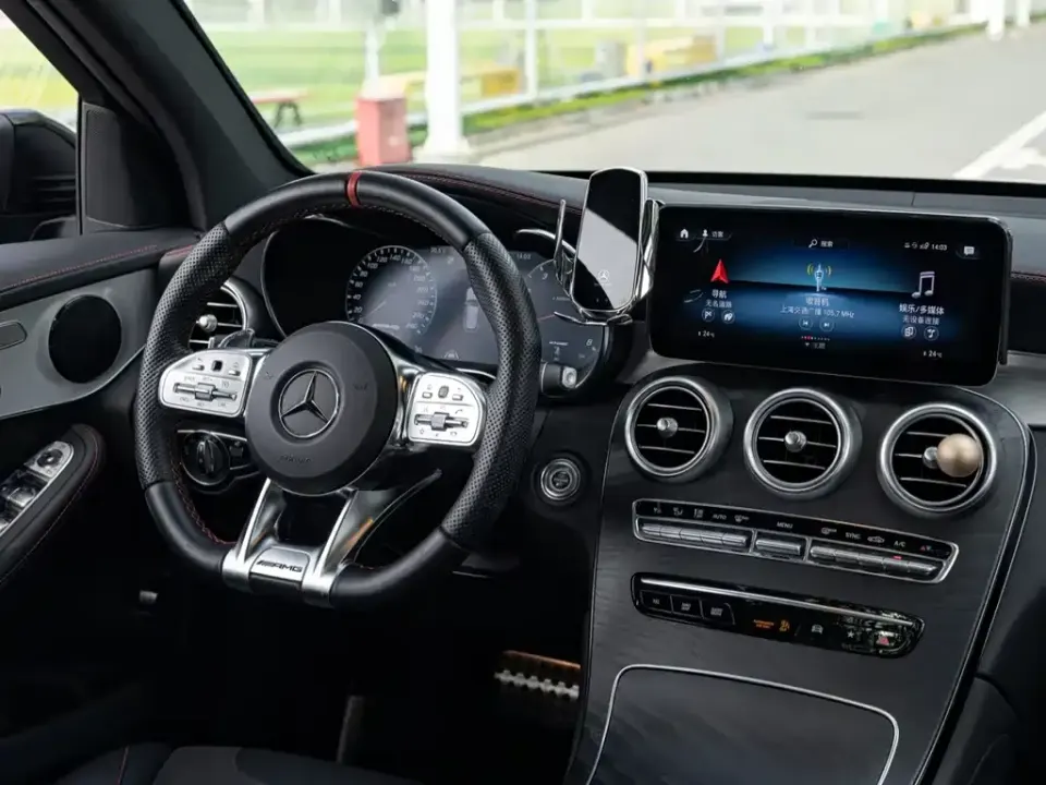 Mercedes-Benz GLC AMG