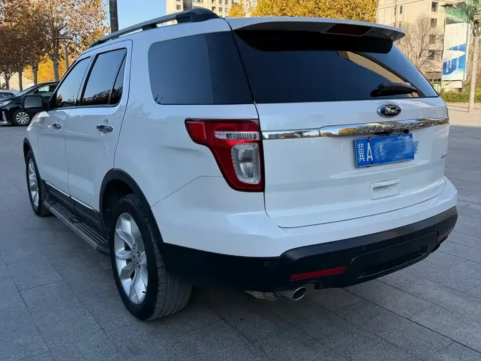 Ford Explorer (Import)