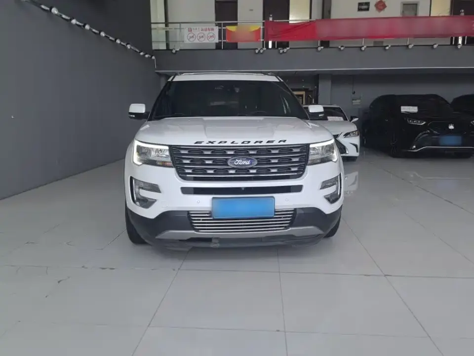 Ford Explorer (Import)