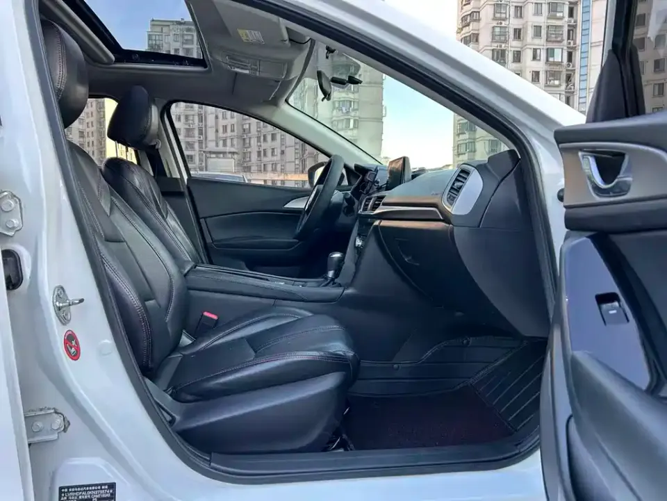 Mazda 3 Axela