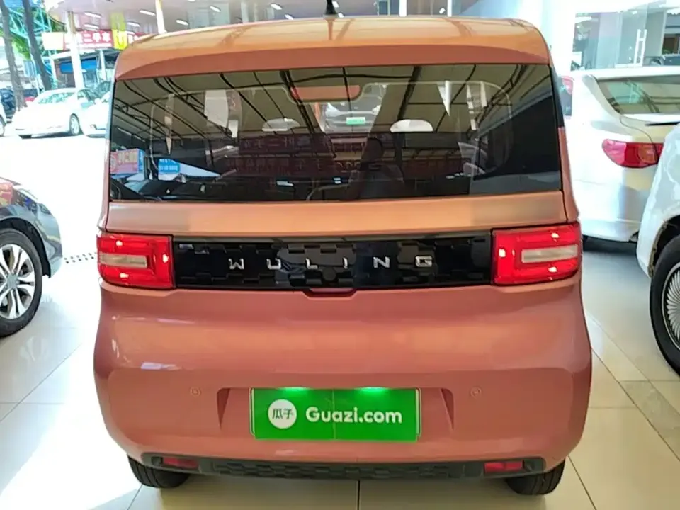 Wuling MINIEV