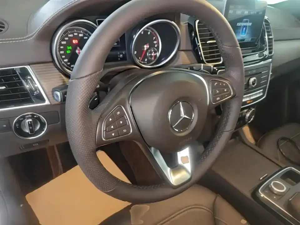 Mercedes-Benz GLE (Import)