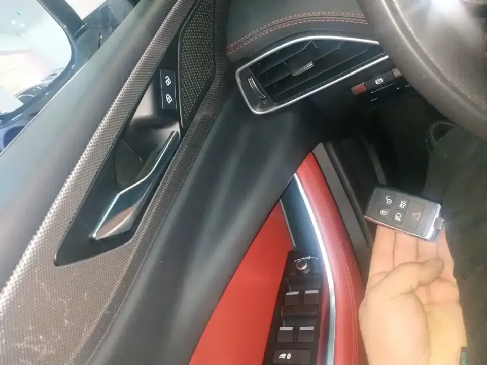 Jaguar XEL
