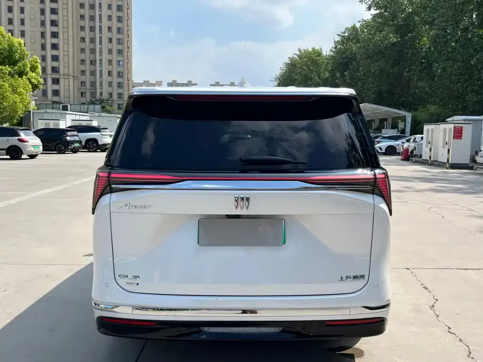 Buick GL8 Hybrid
