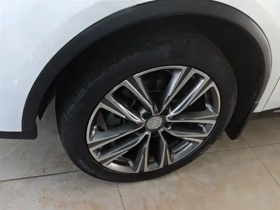 BYD Tang