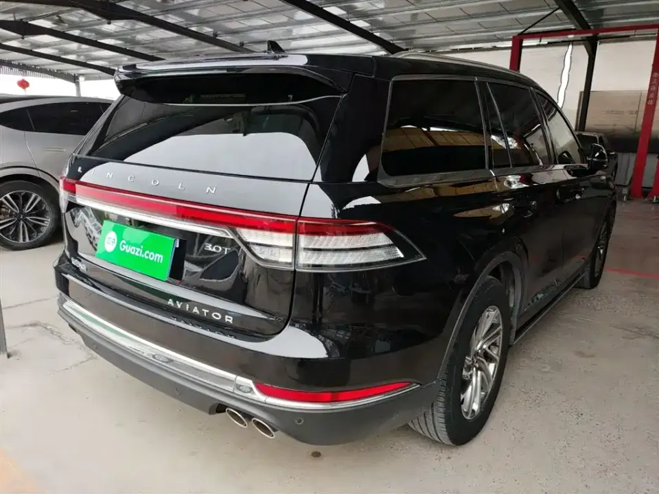Lincoln Aviator