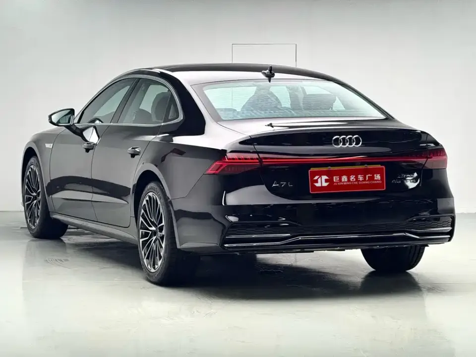 Audi A7L