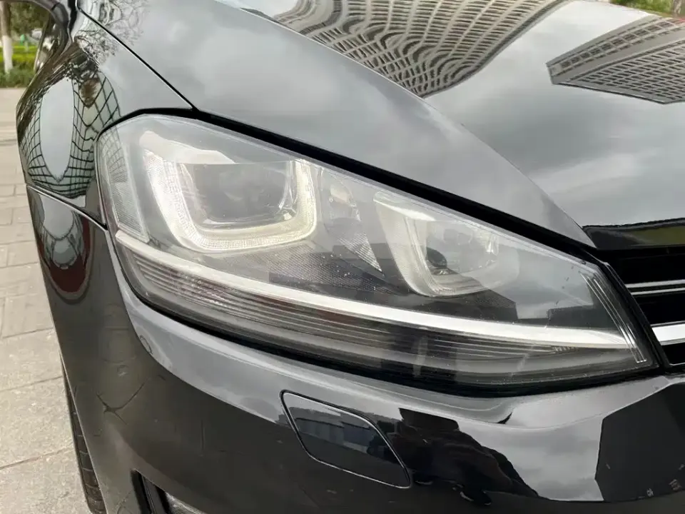 Volkswagen Golf (Import)