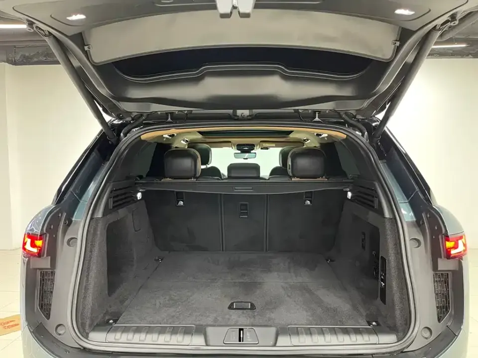 Land Rover Sport