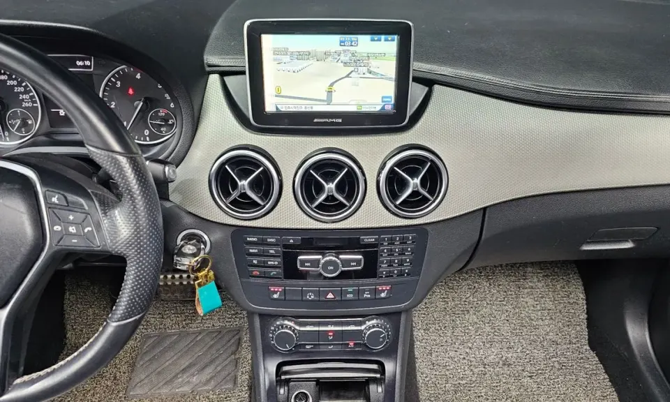 Mercedes-Benz B-Class