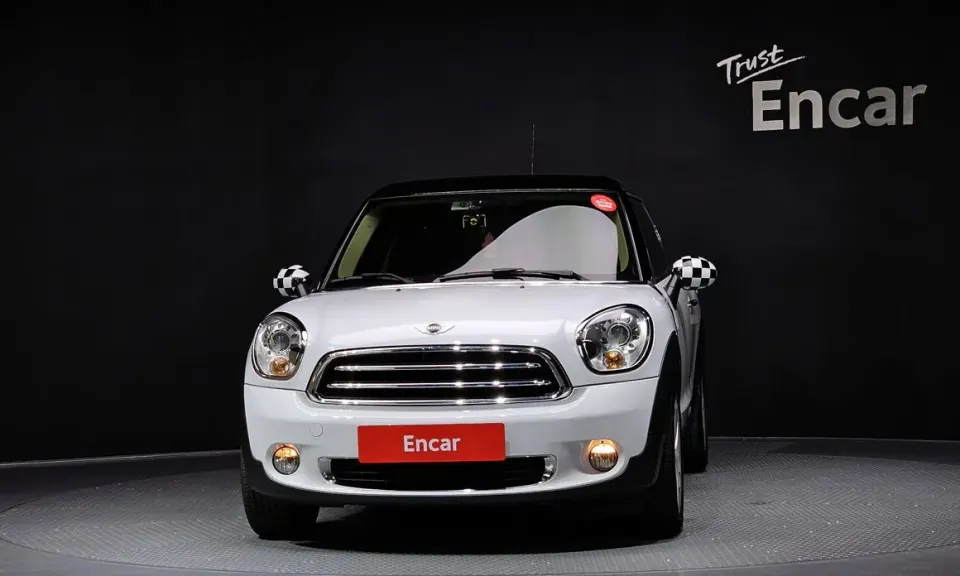 MINI Paceman