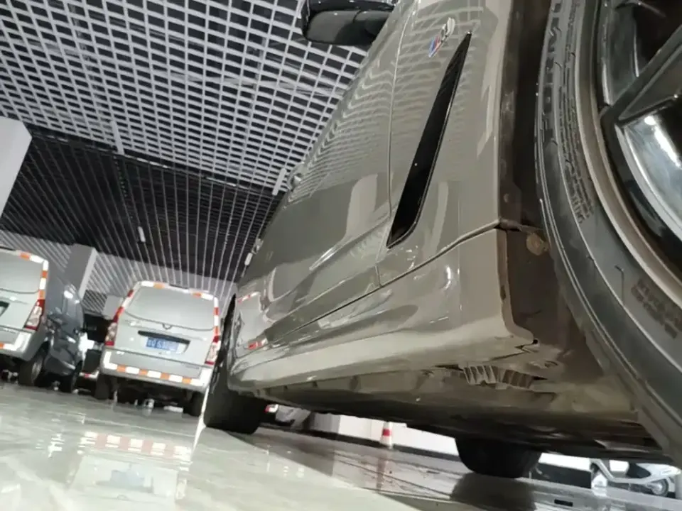 BMW 5 Series (Import)