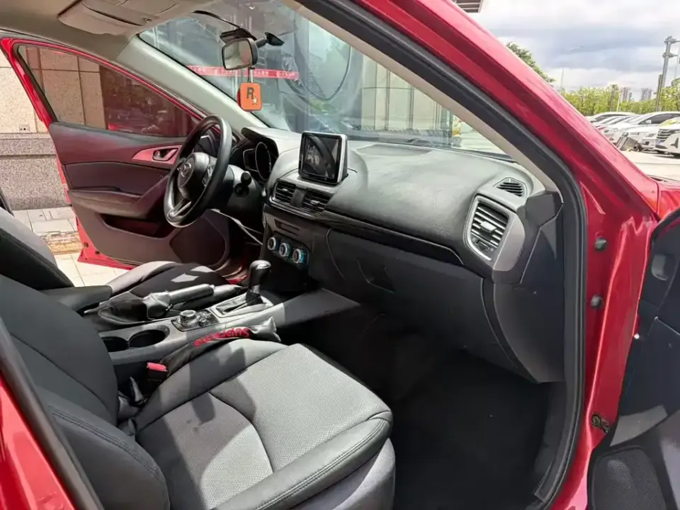 Mazda 3 Axela