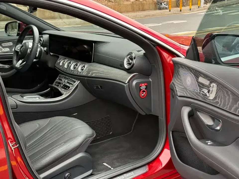 Mercedes-Benz CLS