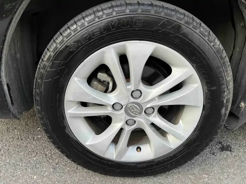 BYD F3