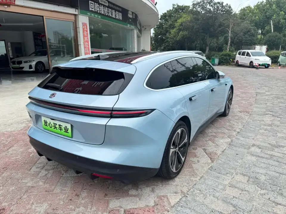 Nio ET5T
