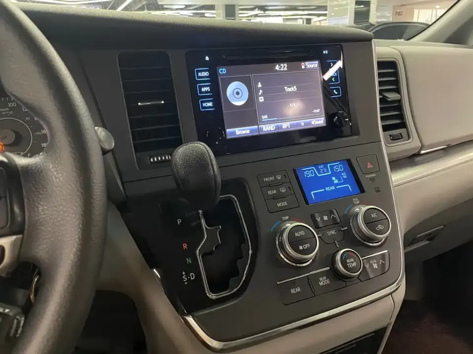 Toyota Sienna