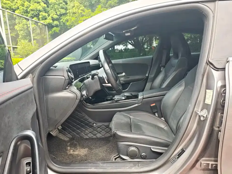 Mercedes-Benz CLA (Import)