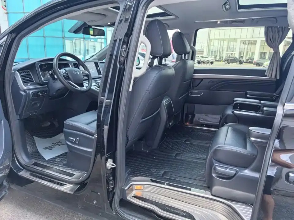 GAC Trumpchi M8