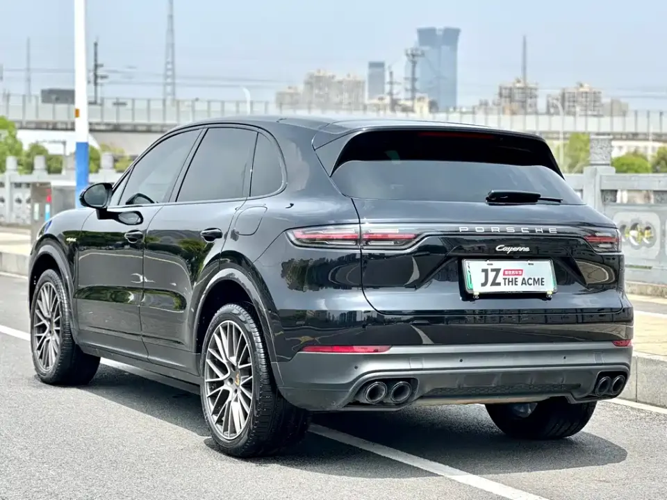 Porsche Cayenne Hybrid
