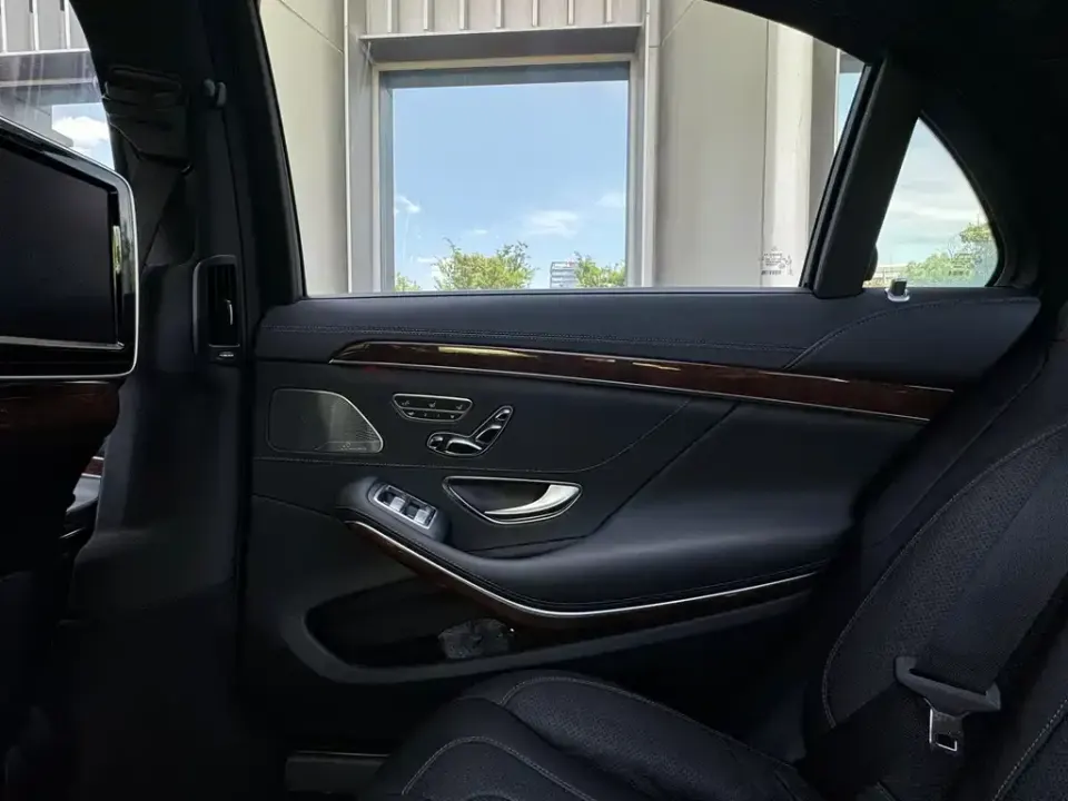 Mercedes-Benz S-Class AMG